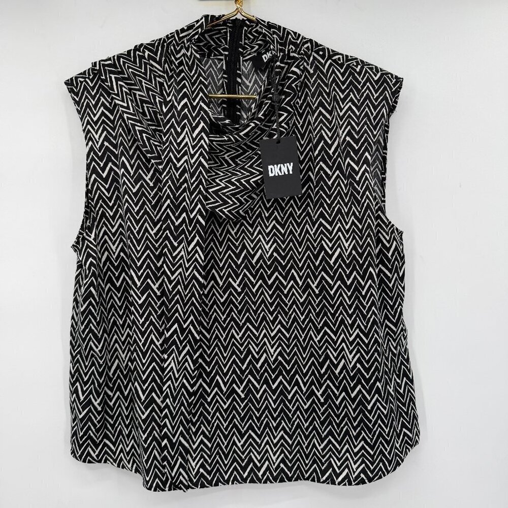 DKNY Black & Ivory Chevron Sleeveless Blouse Elegant Size XL NWT
